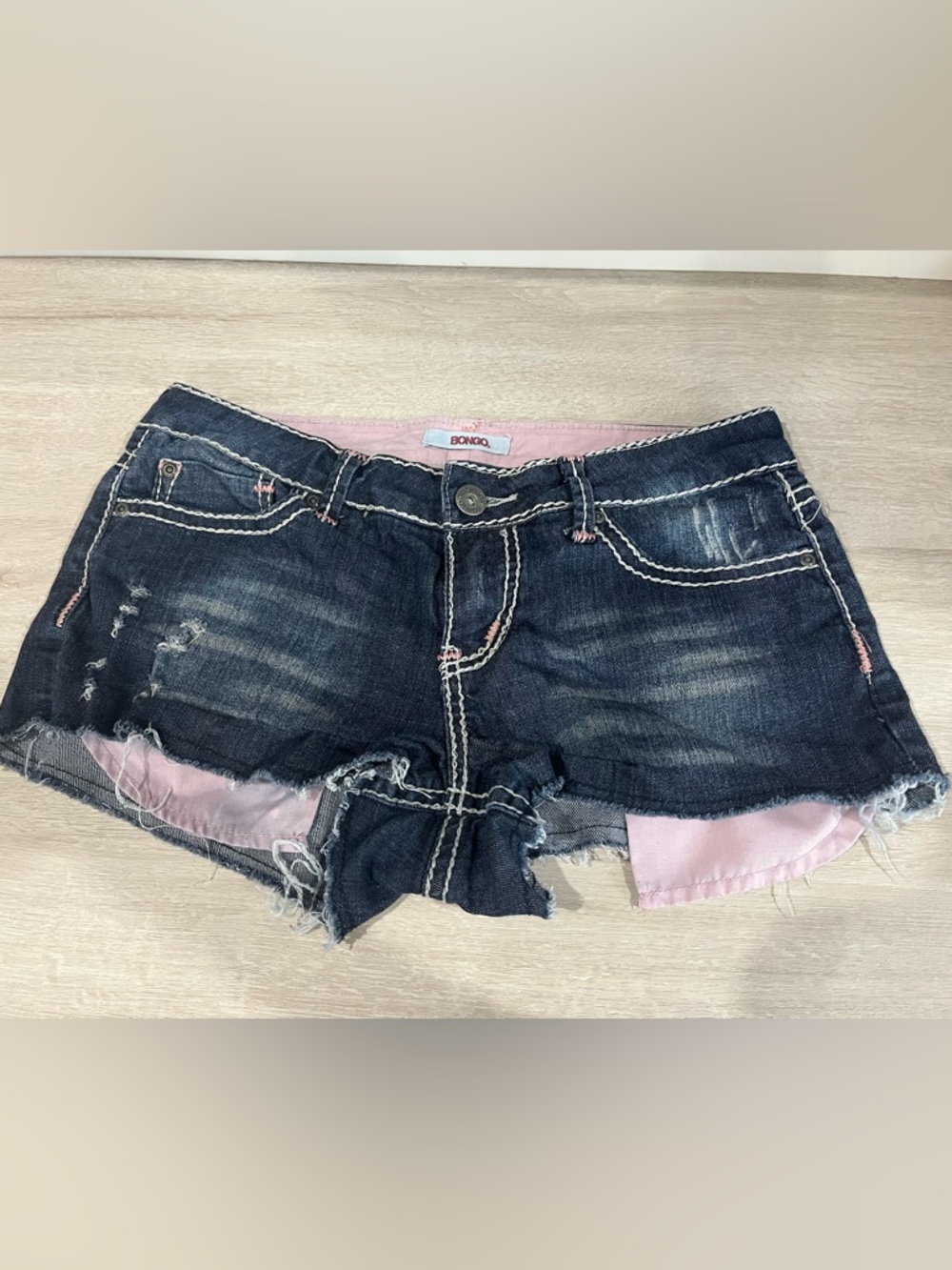 Bongo Y2K Denim Shorts 11 Low Rise Pink Stitch Embroidered Distressed